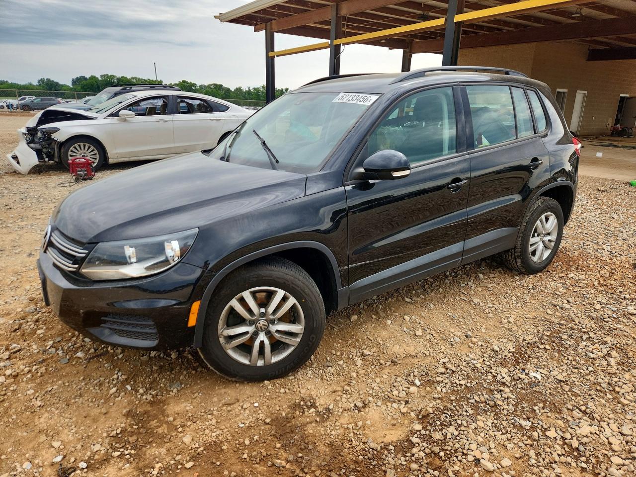 WVGBV7AX3GW583486 · 2016 VOLKSWAGEN TIGUAN