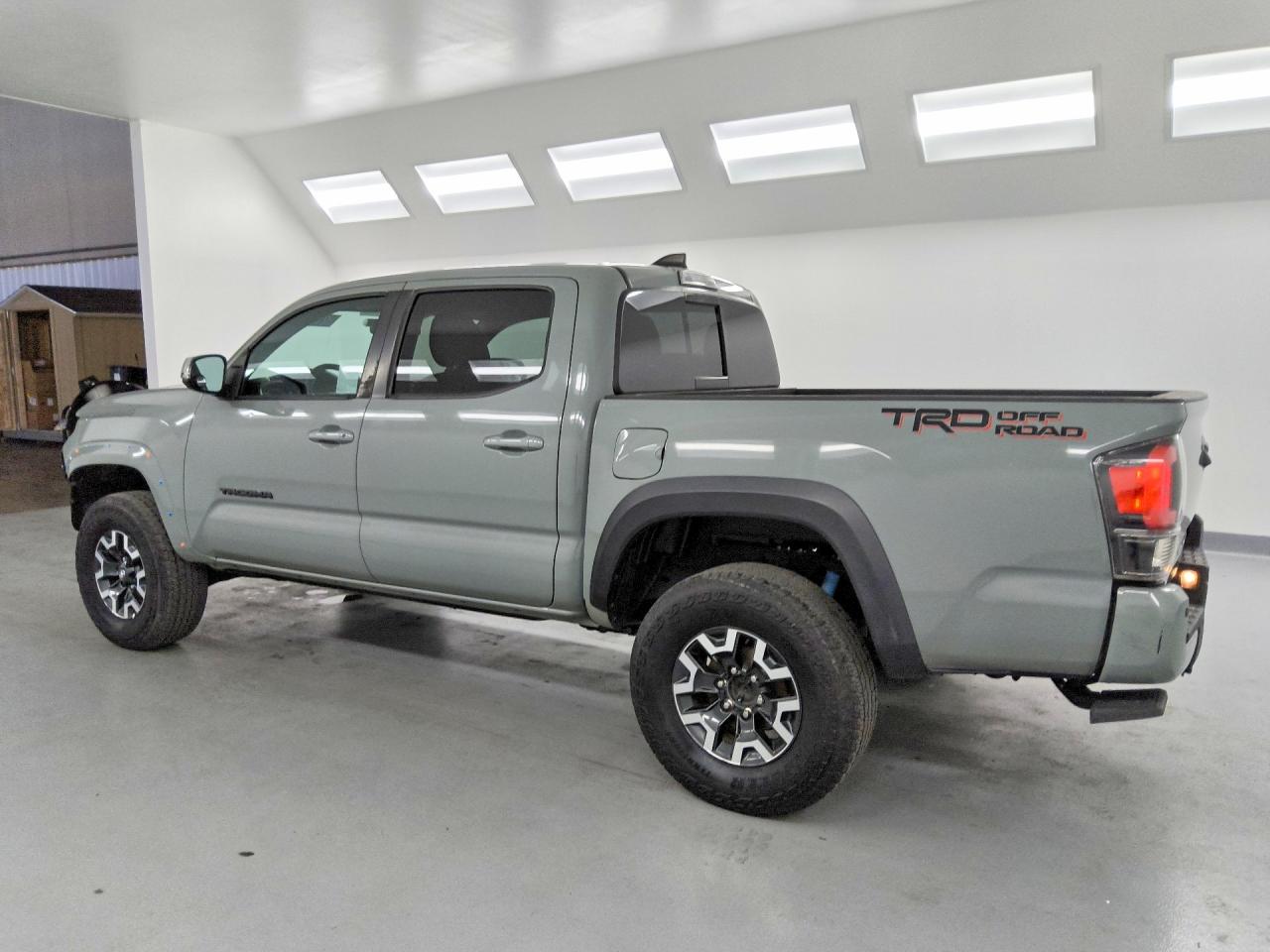 3TMAZ5CN9PM209999 · 2023 TOYOTA TACOMA · 2/12