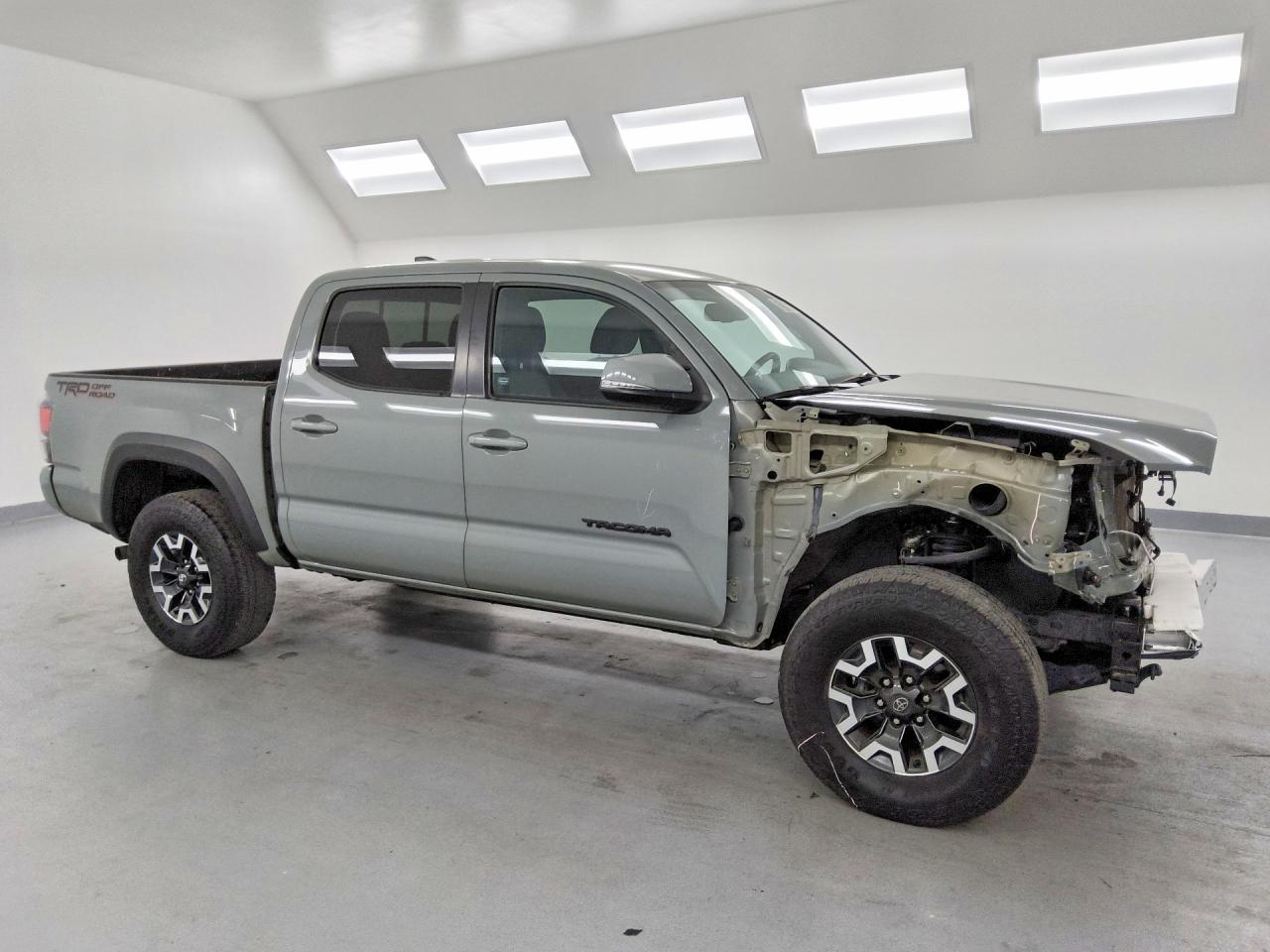 3TMAZ5CN9PM209999 · 2023 TOYOTA TACOMA · 4/12