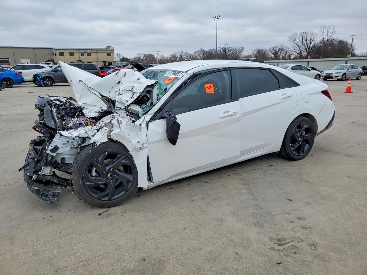 KMHLM4DG8TU136983 · 2026 HYUNDAI ELANTRA