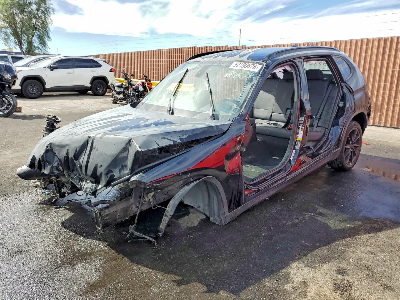 WBAVM1C5XFVW58778 · 2015 BMW X1