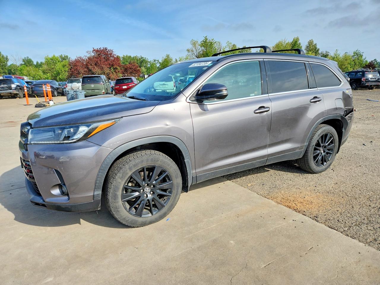 5TDJZRFH8KS593358 · 2019 TOYOTA HIGHLANDER