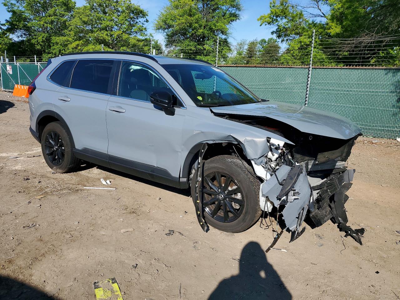 7FARS6H59SE098913 · 2025 HONDA CR-V · 4/12