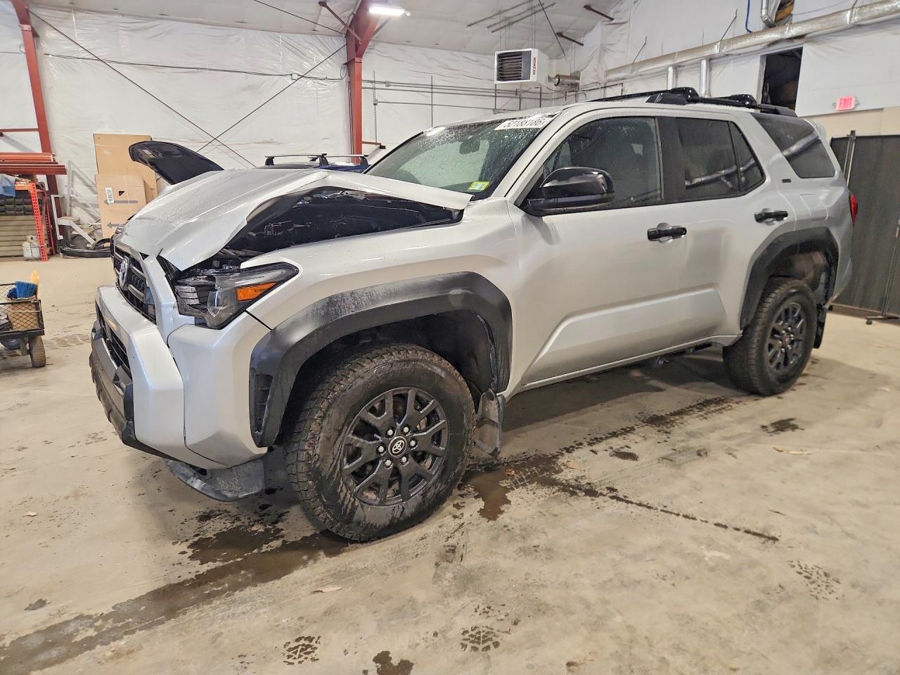 JTEVA5BR9S5034922 · 2025 TOYOTA 4RUNNER