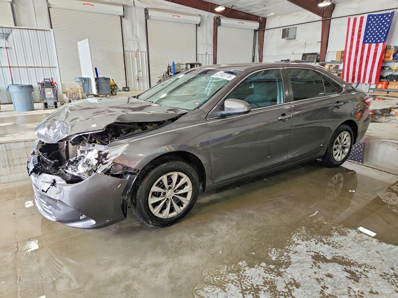 2016 TOYOTA CAMRY