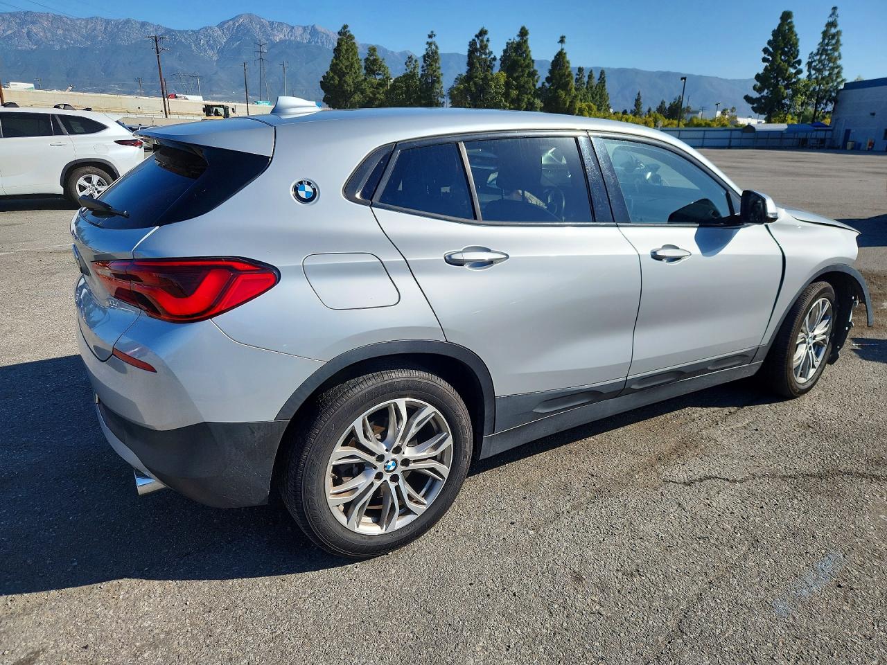 WBXYJ3C31JEJ84007 · 2018 BMW X2 · 3/12