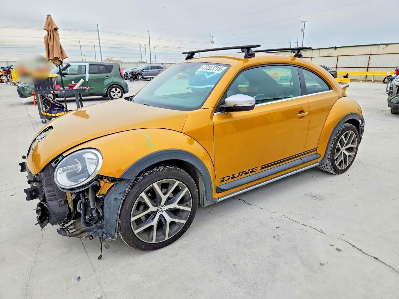 3VWS17AT8GM634295 · 2016 VOLKSWAGEN BEETLE