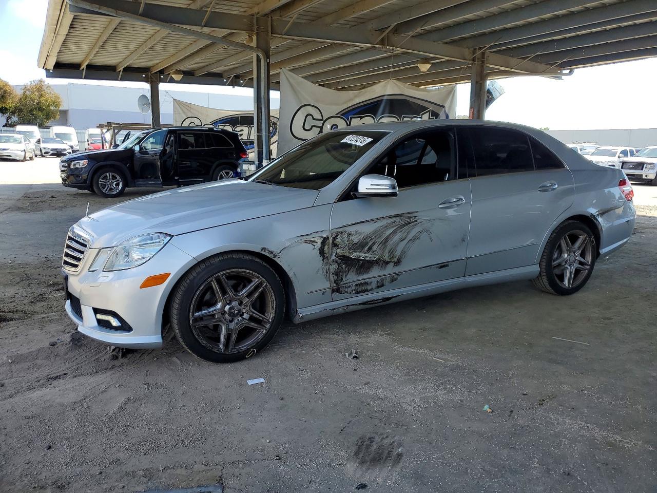 WDDHF5GB1BA267575 · 2011 MERCEDES-BENZ E