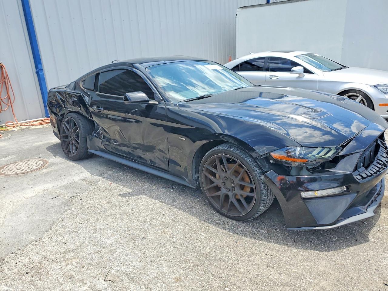 1FA6P8TH6J5105626 · 2018 FORD MUSTANG · 4/12