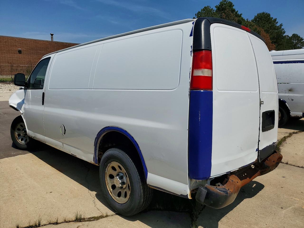 1GCSGAFX2C1191160 · 2012 CHEVROLET EXPRESS G1500 · 2/13
