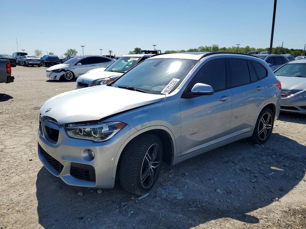WBXHT3C30H5F82302 · 2017 BMW X1