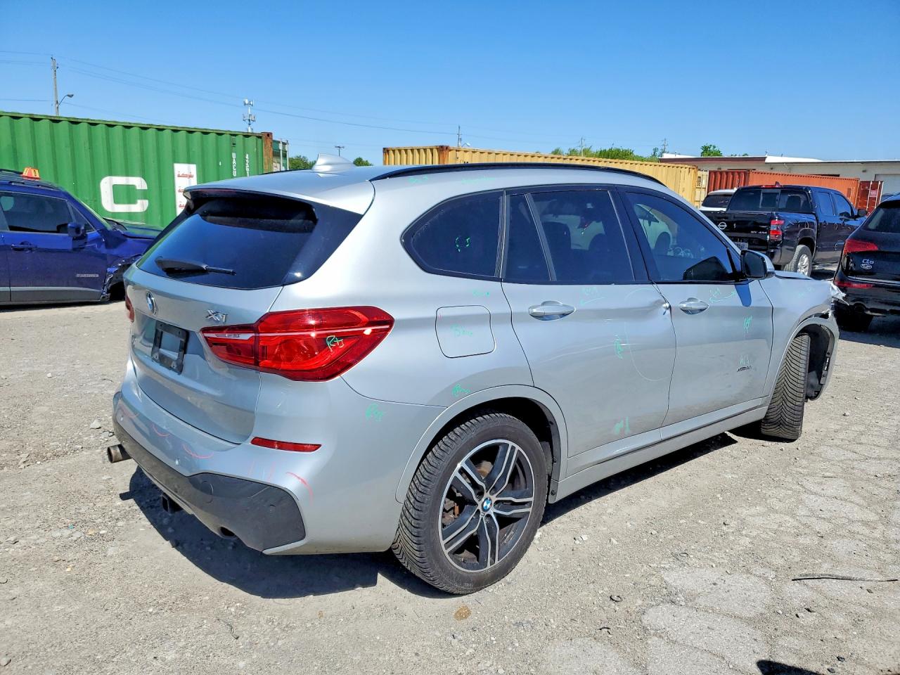 WBXHT3C30H5F82302 · 2017 BMW X1 · 3/13