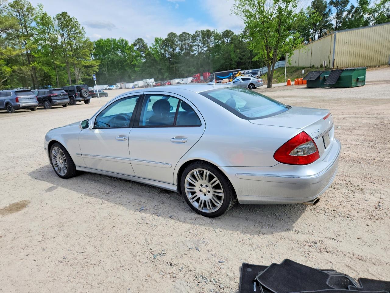 WDBUF56X98B196021 · 2008 MERCEDES-BENZ E · 2/12