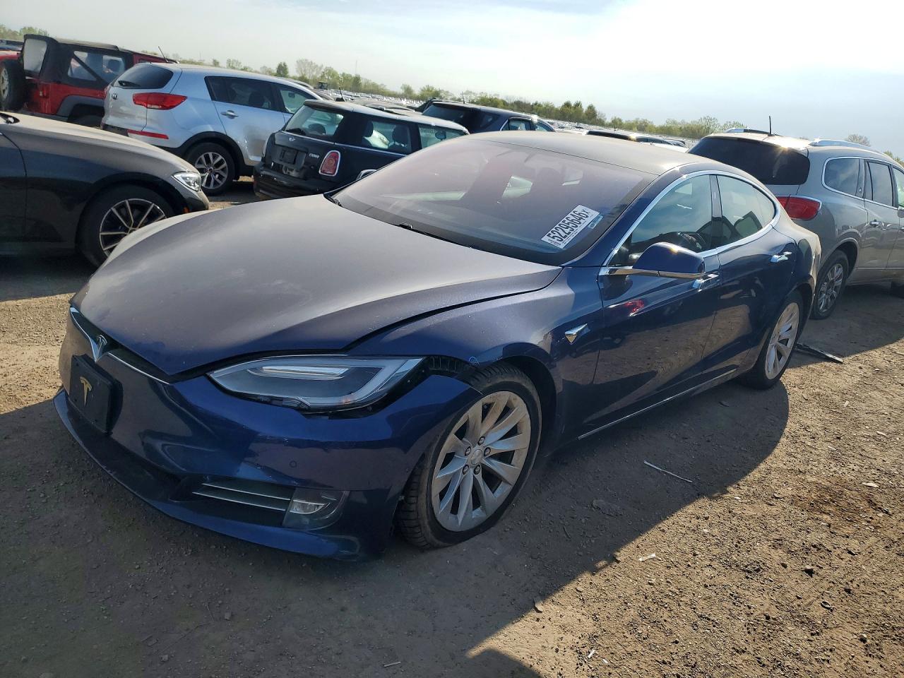 5YJSA1E27HF229648 · 2017 TESLA MODEL S