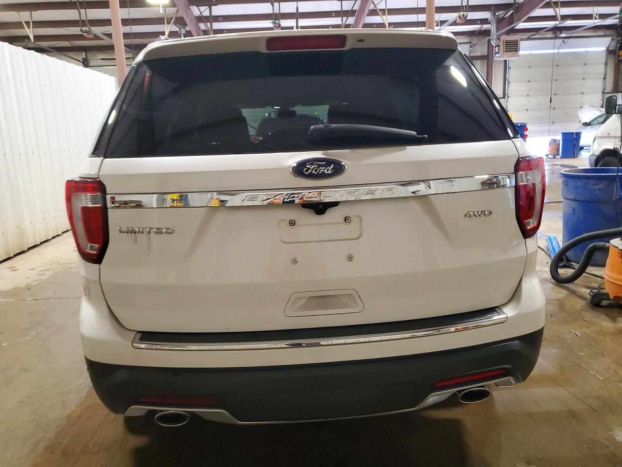 1FM5K8F85JGB27813 · 2018 FORD EXPLORER · 6/13