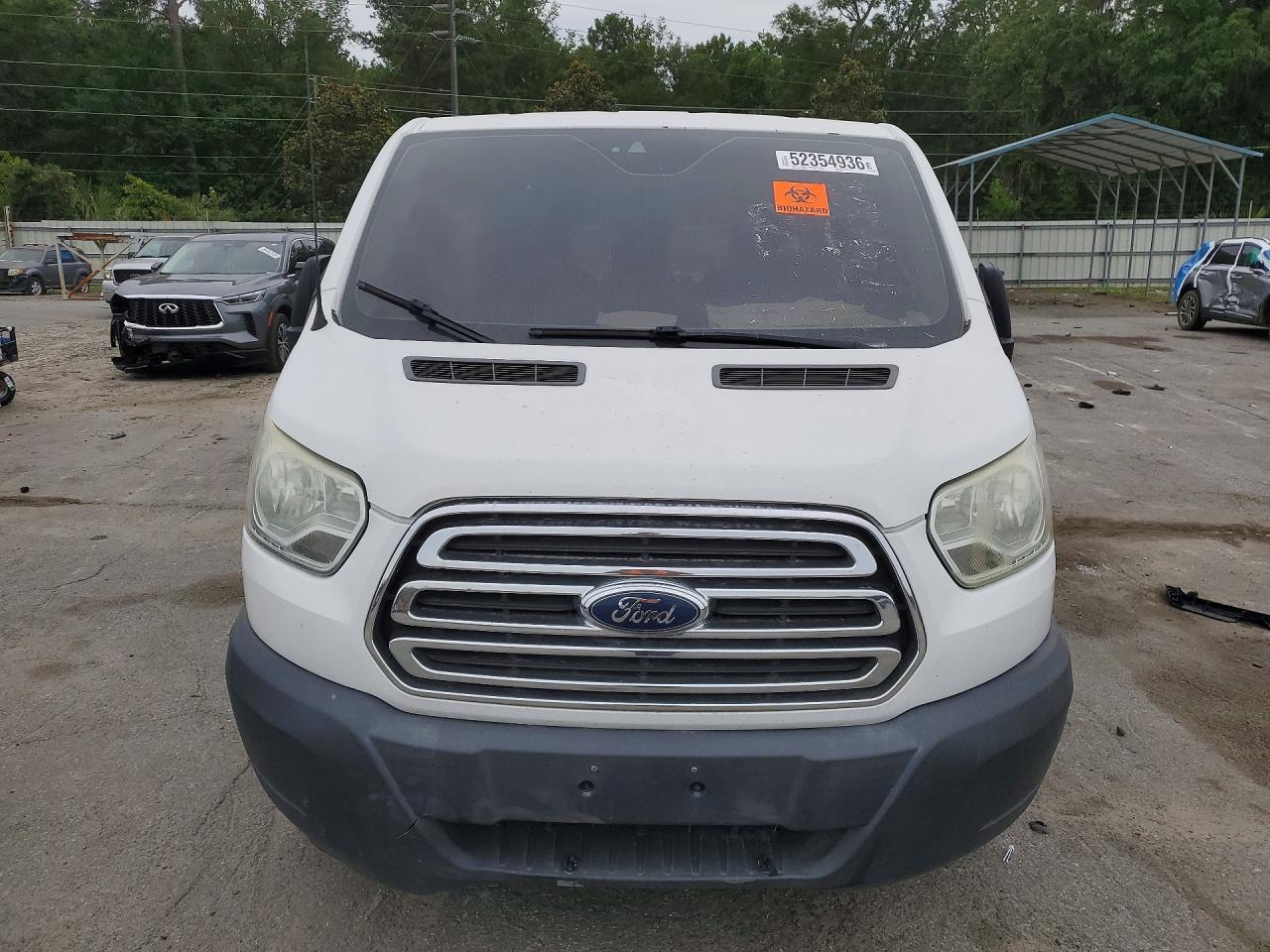 1FTYR1ZM6GKB04611 · 2016 FORD TRANSIT · 5/13