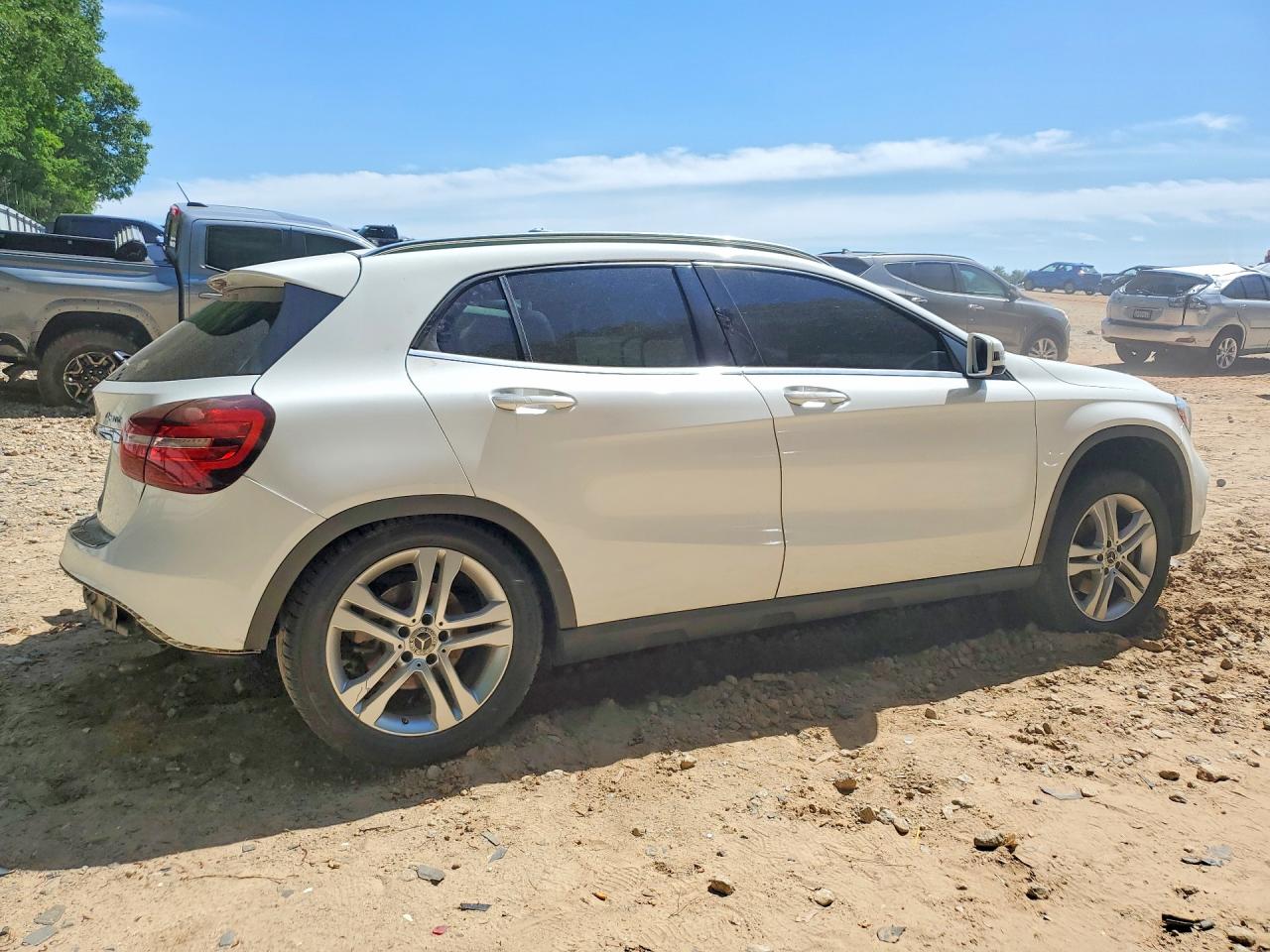 WDCTG4GB8JJ514286 · 2018 MERCEDES-BENZ GLA · 3/12