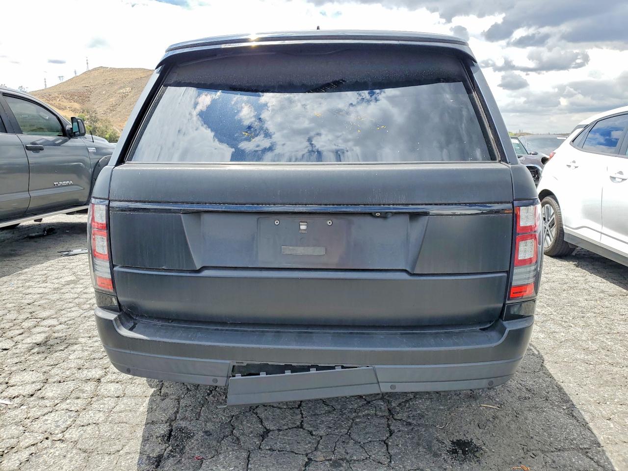 SALGS2FK8HA325443 · 2017 LAND ROVER RANGE ROVER · 6/13