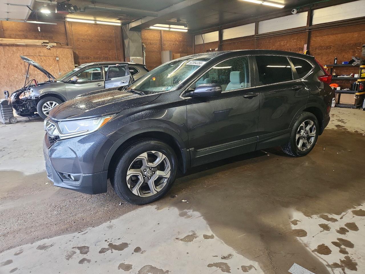 2HKRW2H59JH623008 · 2018 HONDA CR-V