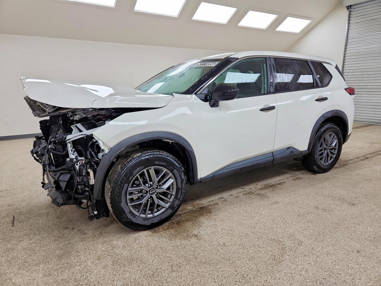 5N1BT3AB3RC700636 · 2024 NISSAN ROGUE