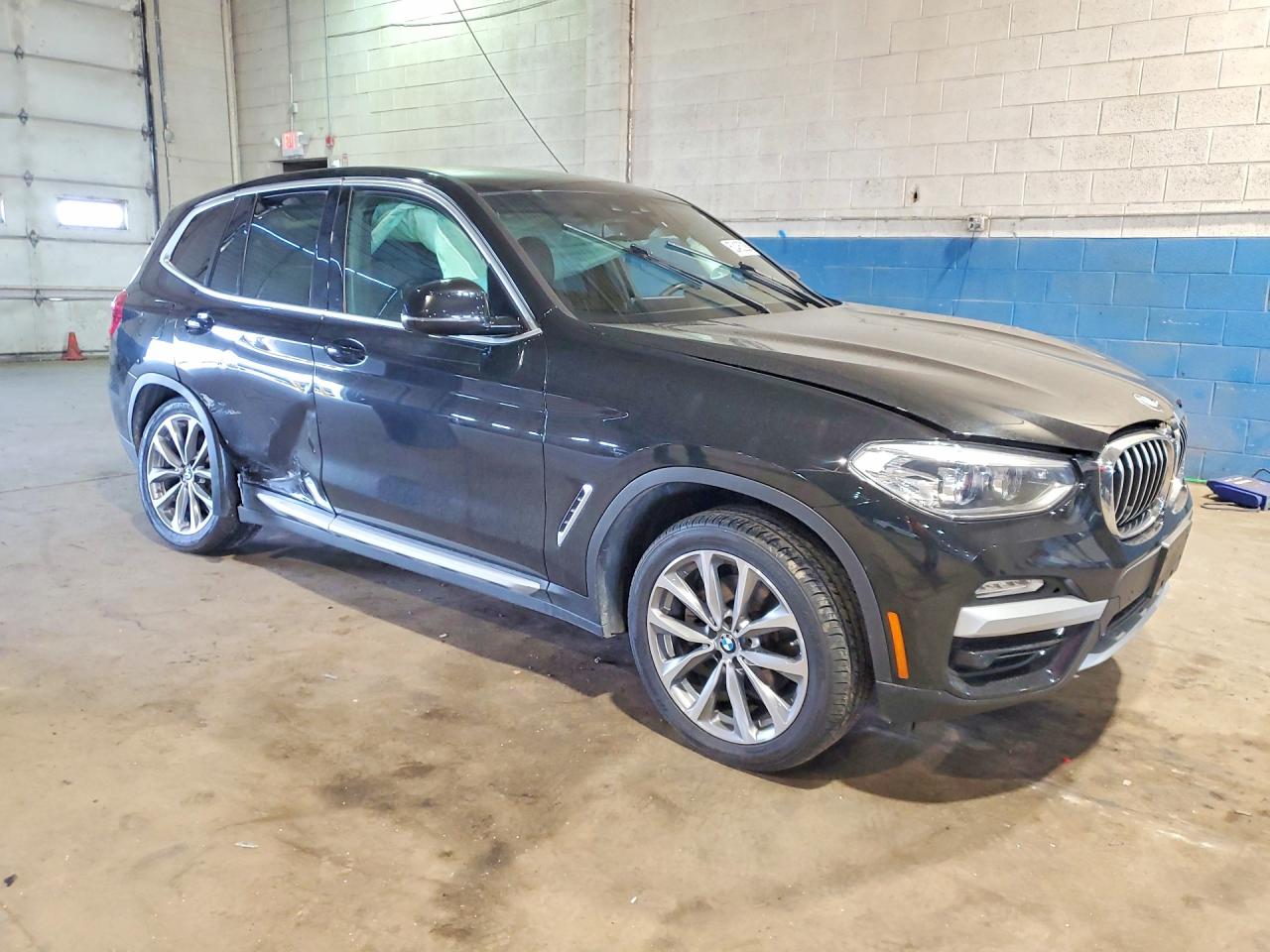 5UXTR9C58KLP82322 · 2019 BMW X3 · 4/13
