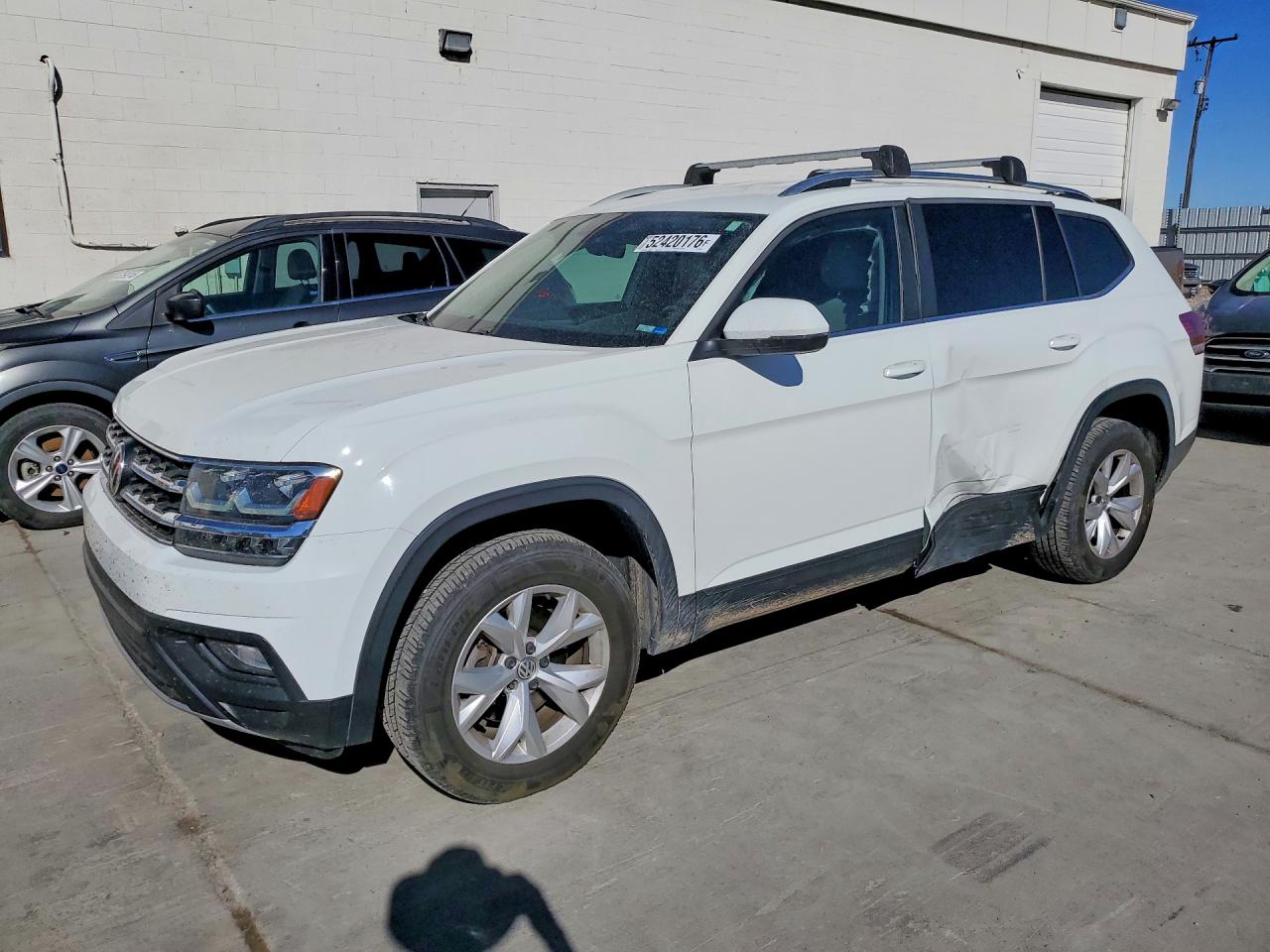 1V2LR2CA9JC552145 · 2018 VOLKSWAGEN ATLAS