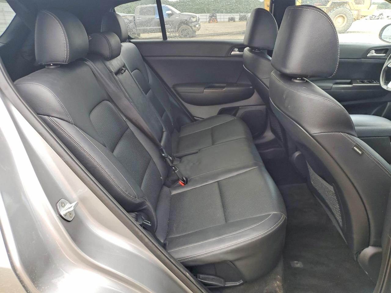 KNDP63AC5L7772836 · 2020 KIA SPORTAGE · 10/12