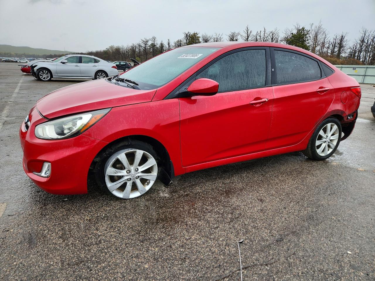 KMHCU4AE3DU404892 · 2013 HYUNDAI ACCENT