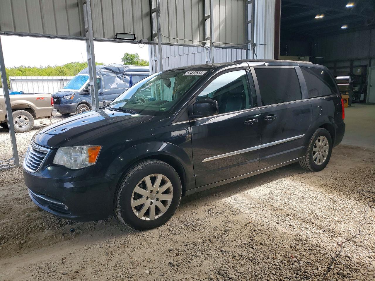 2C4RC1BG3FR665309 · 2015 CHRYSLER TOWN & COUNTRY