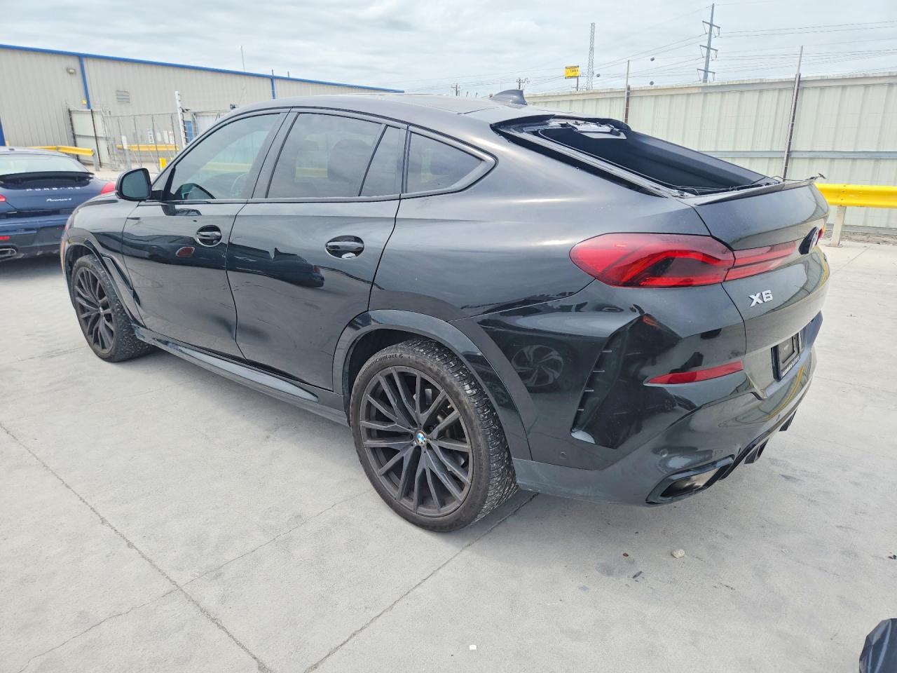 5UXCY6C08P9S07034 · 2023 BMW X6 · 2/13