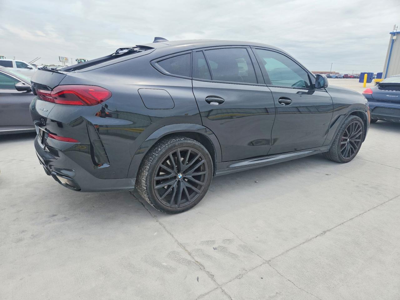 5UXCY6C08P9S07034 · 2023 BMW X6 · 3/13