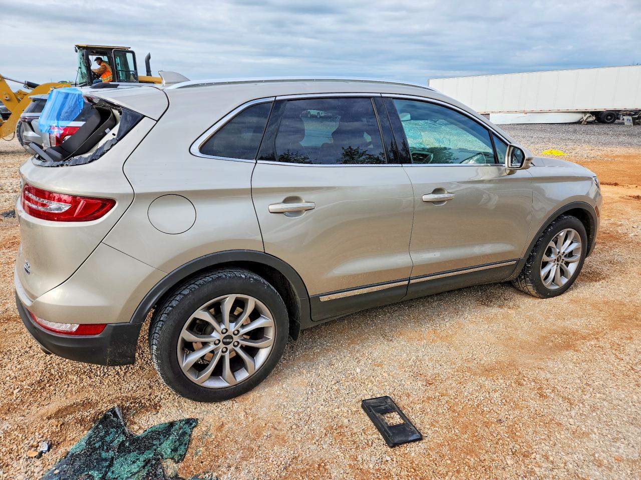 5LMCJ1A97FUJ11166 · 2015 LINCOLN MKC · 3/12