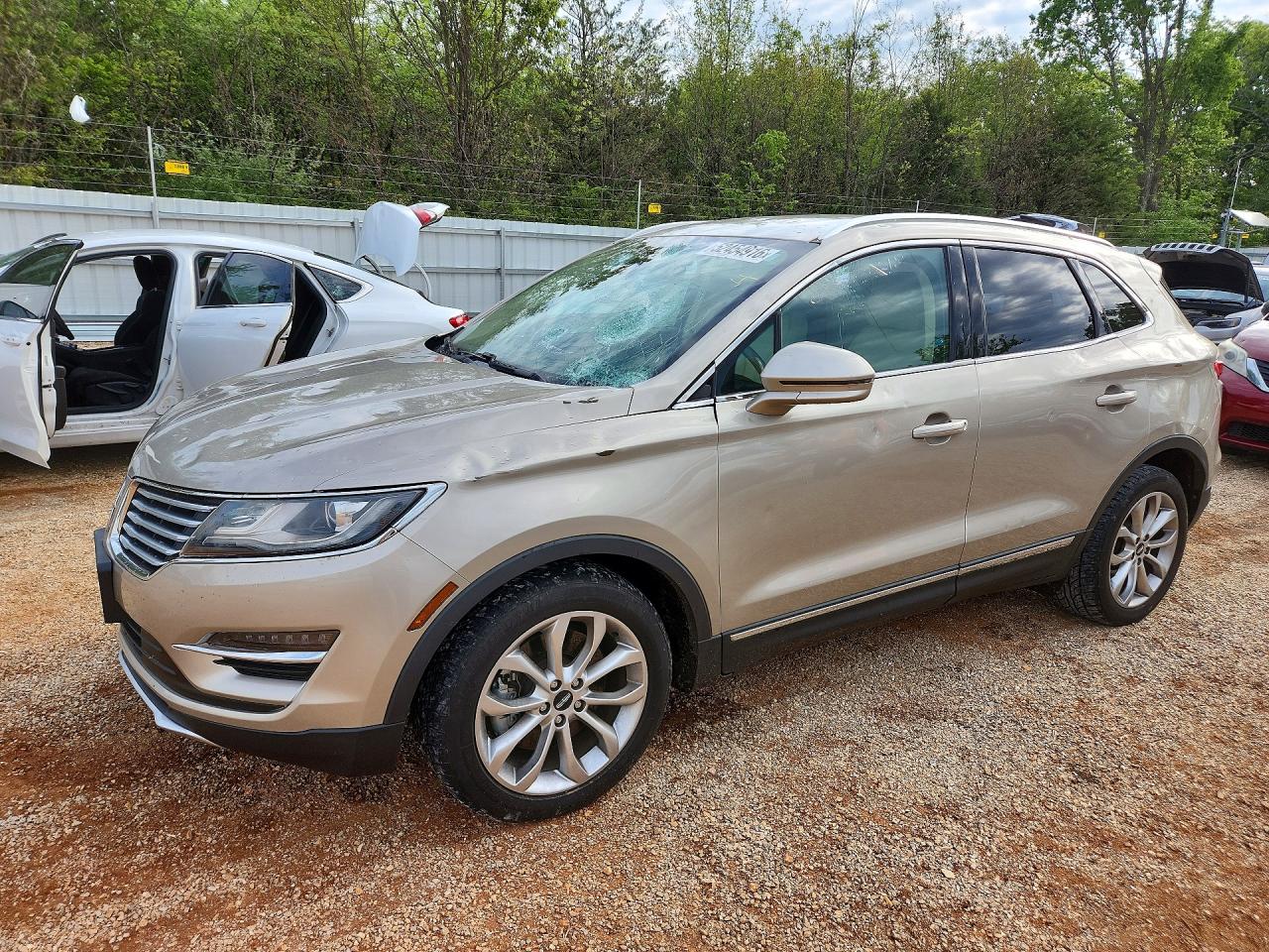 5LMCJ1A97FUJ11166 · 2015 LINCOLN MKC