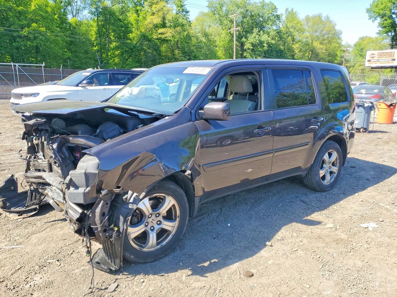 5FNYF4H40FB042548 · 2015 HONDA PILOT