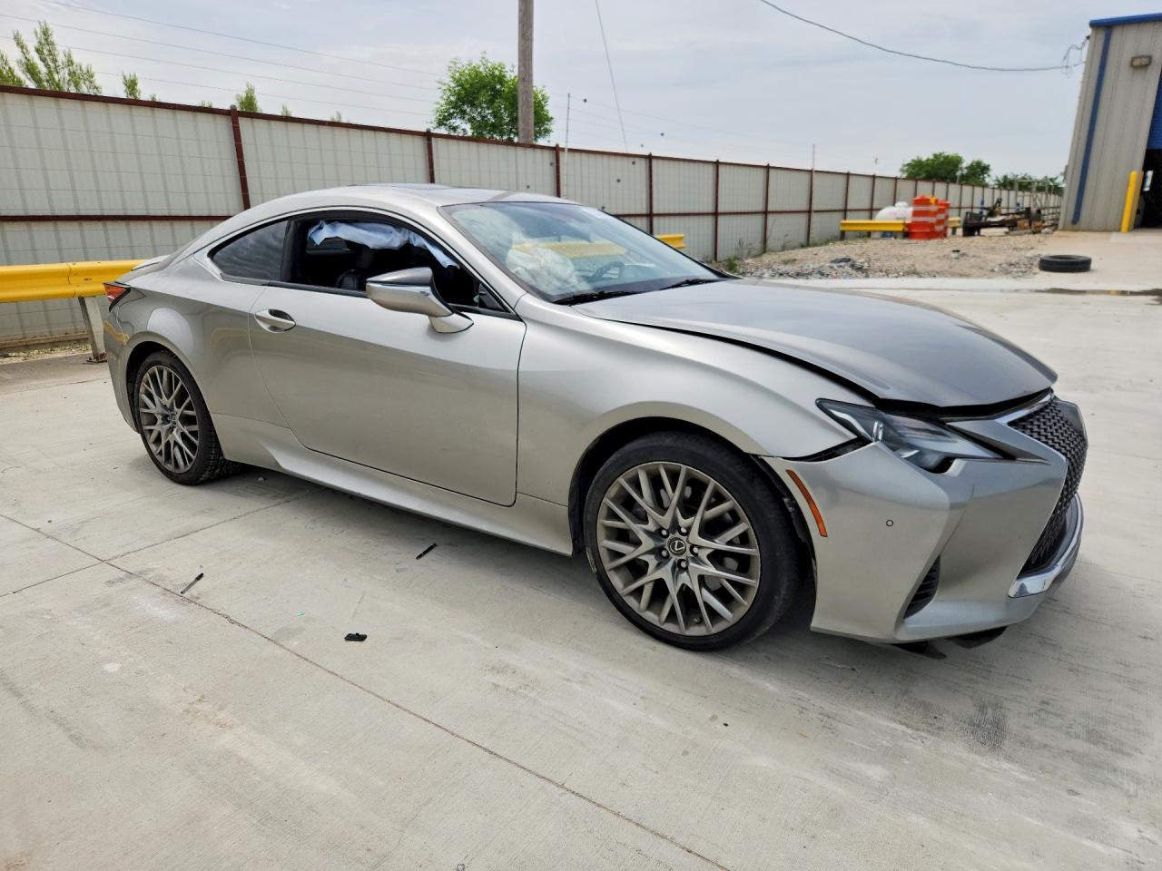 JTHDZ5BC4L5021810 · 2020 LEXUS RC · 4/12