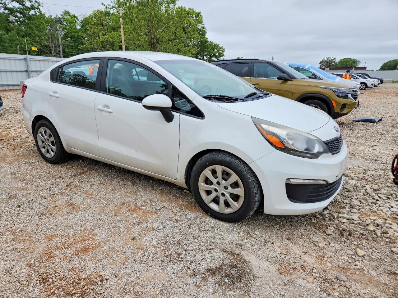 KNADM4A39H6046664 · 2017 KIA RIO · 4/12