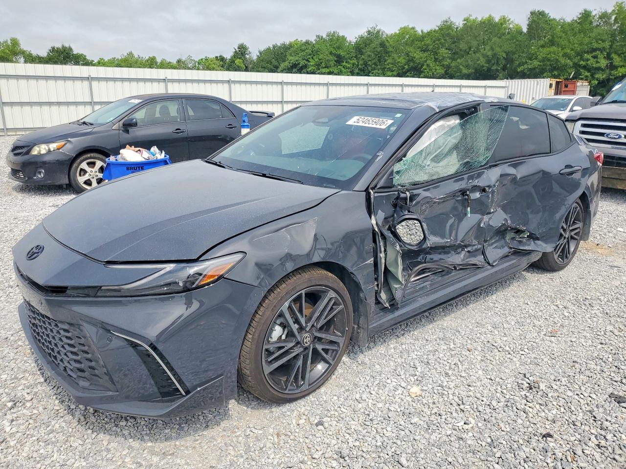 2025 TOYOTA CAMRY