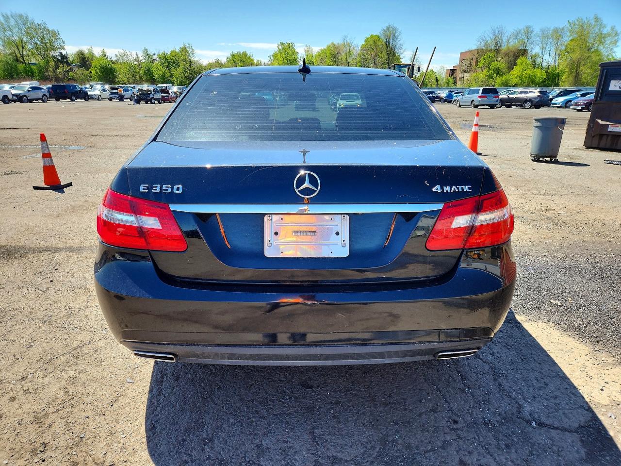 WDDHF8HB4BA290252 · 2011 MERCEDES-BENZ E · 6/12