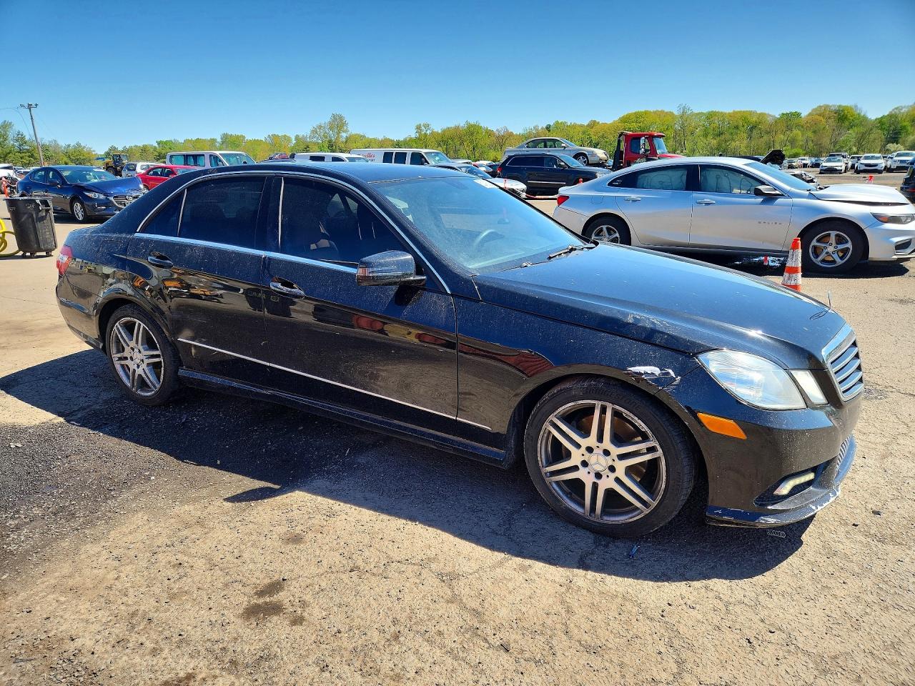 WDDHF8HB4BA290252 · 2011 MERCEDES-BENZ E · 4/12