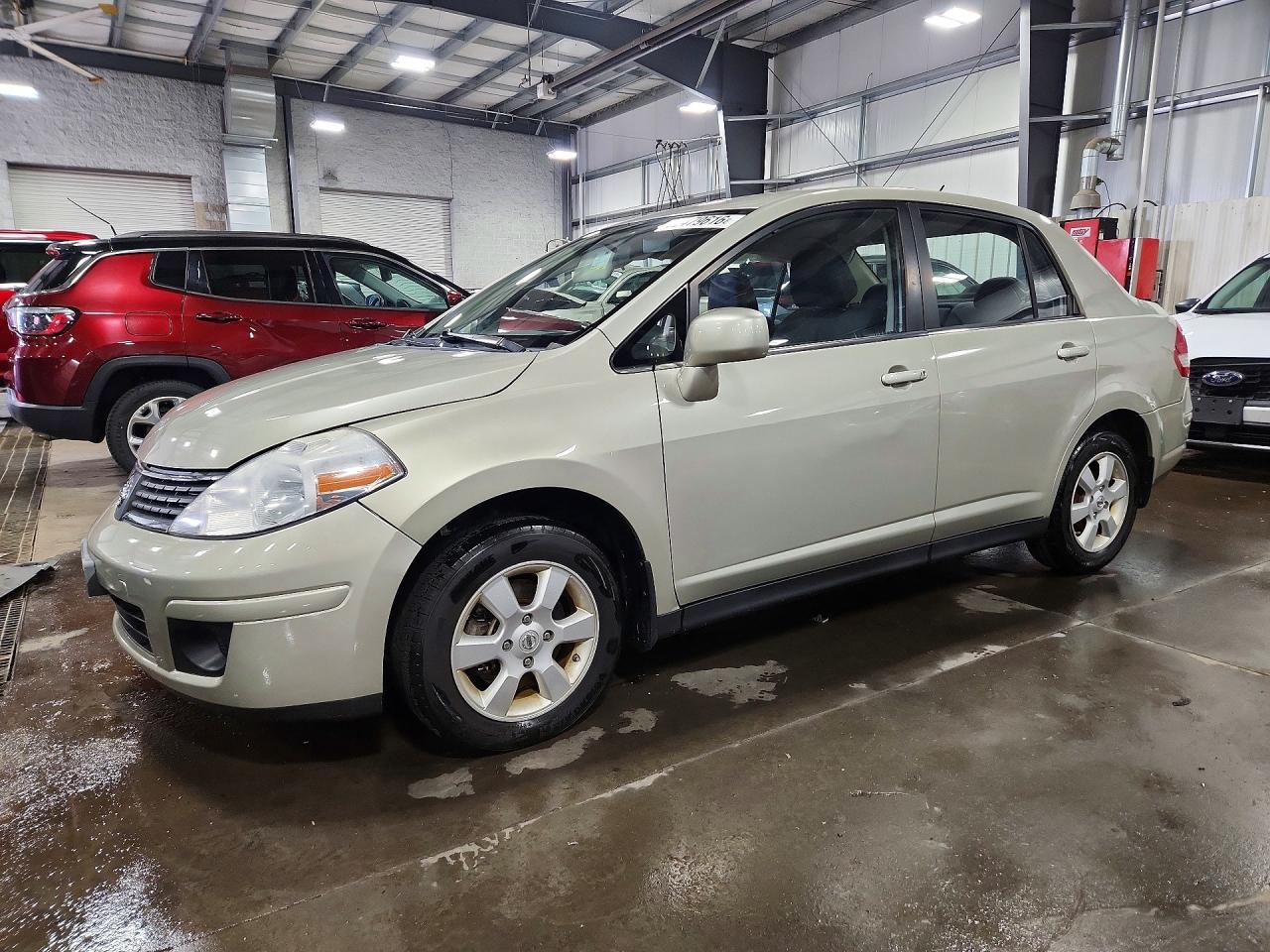 3N1BC11E18L375350 · 2008 NISSAN VERSA