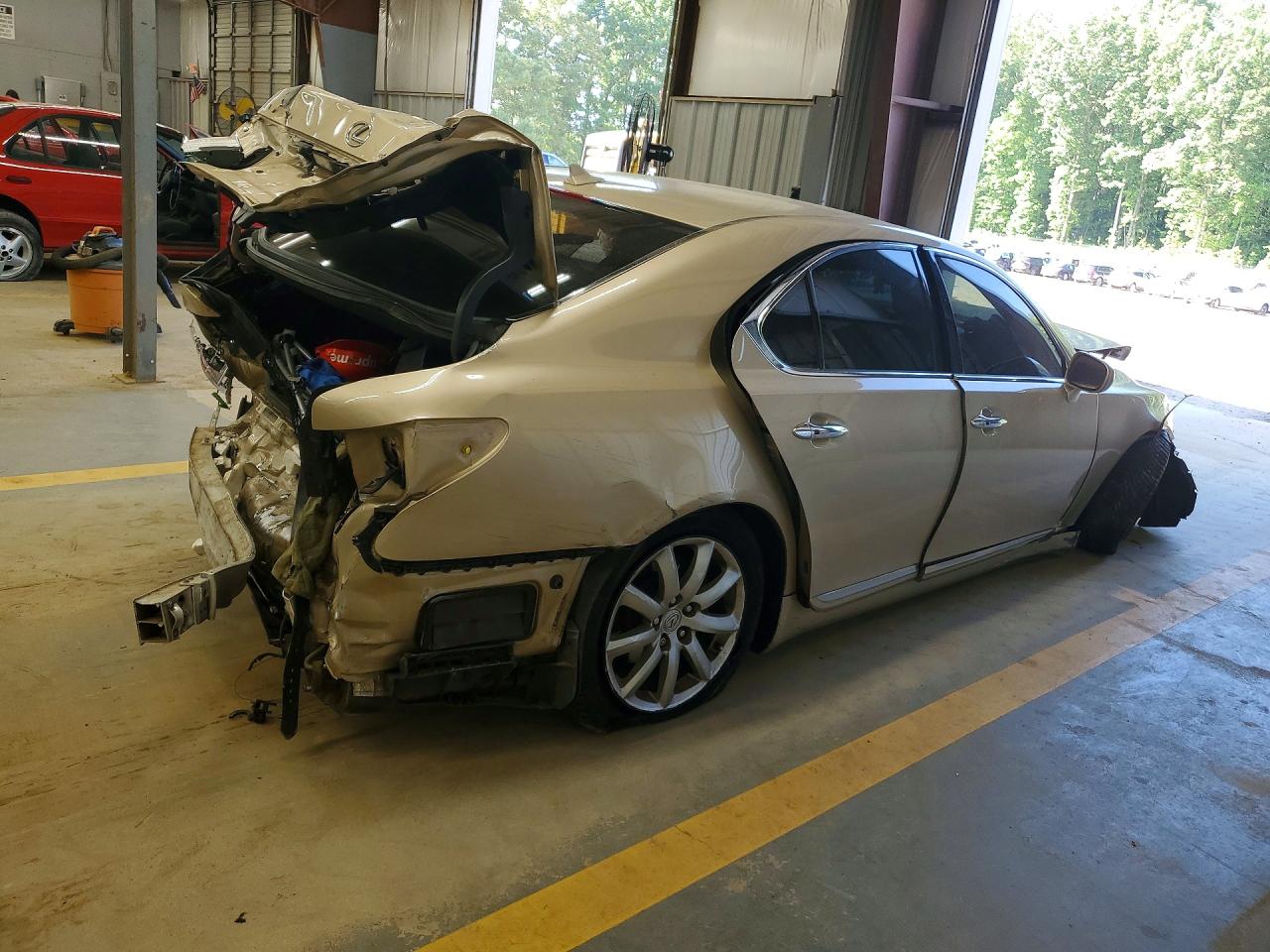 JTHBL46F475028348 · 2007 LEXUS LS · 3/12