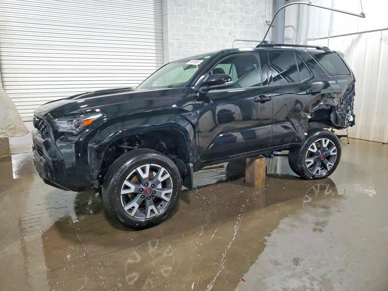 JTEVA5BRXT5083757 · 2026 TOYOTA 4RUNNER