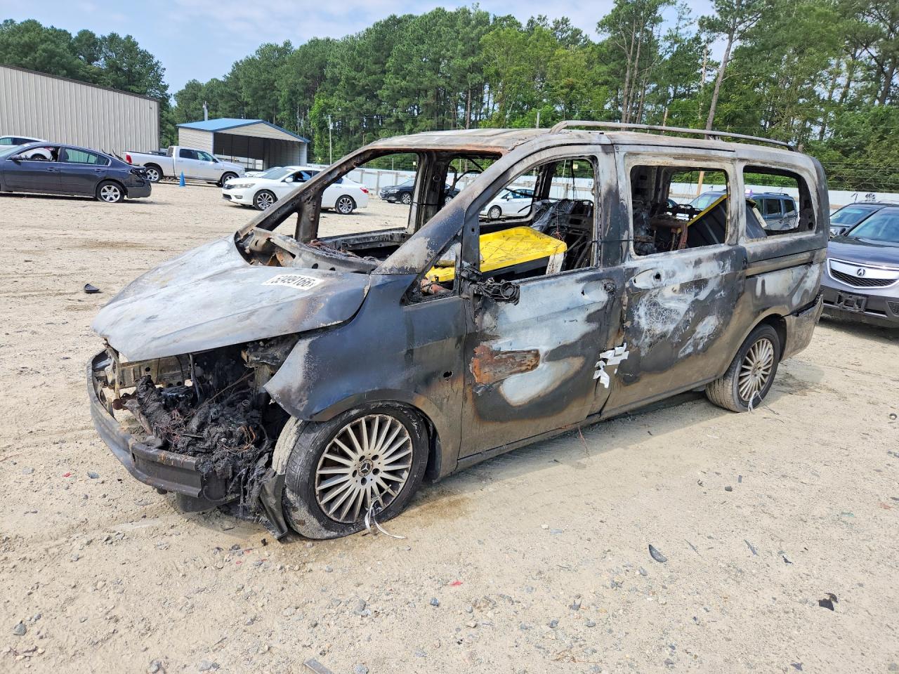 2019 MERCEDES-BENZ METRIS