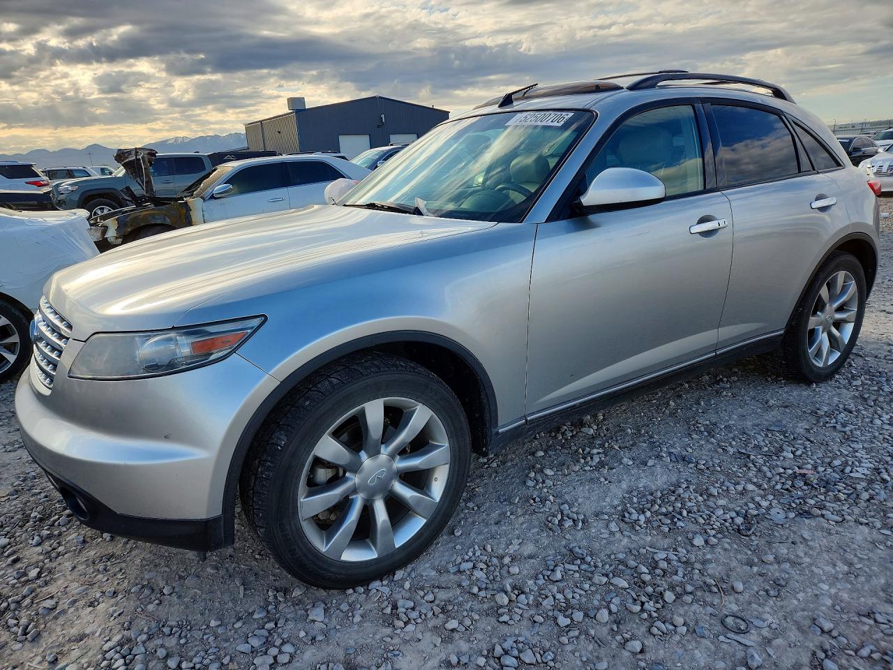 JNRBS08W33X403736 · 2003 INFINITI FX45