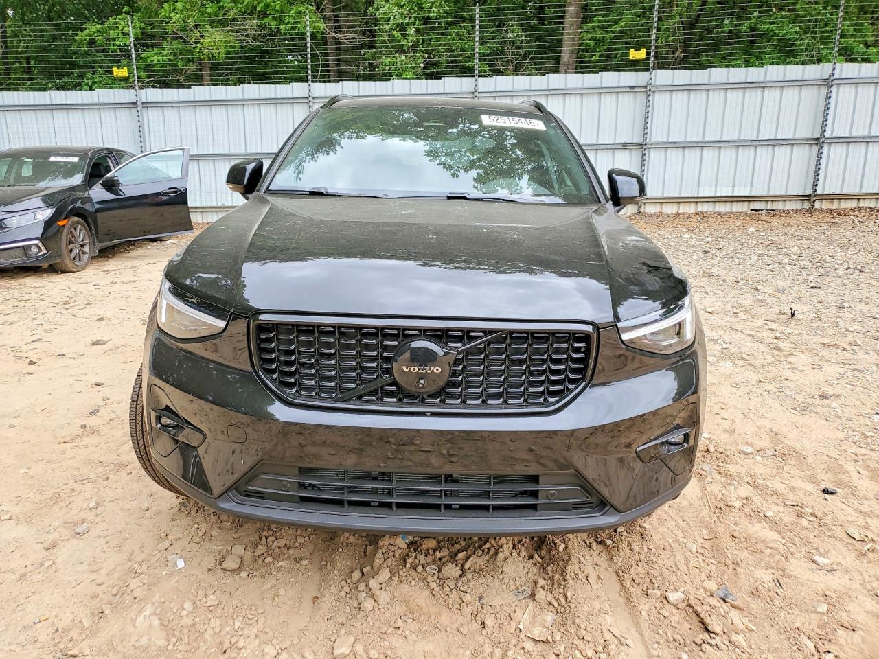 YV4L12UD3T2761937 · 2026 VOLVO XC40 · 5/13
