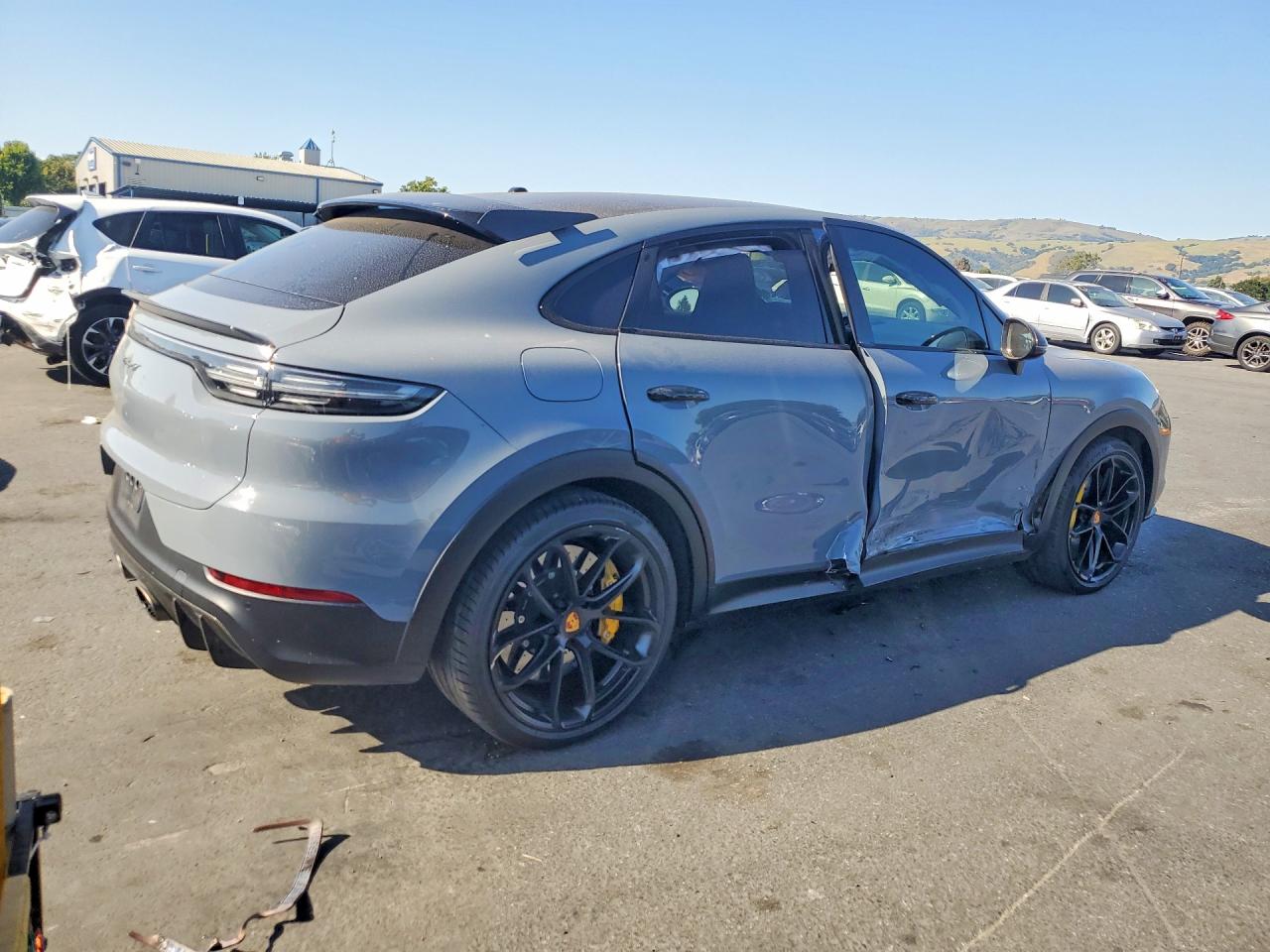 WP1BK2AY6PDA39034 · 2023 PORSCHE CAYENNE · 3/13