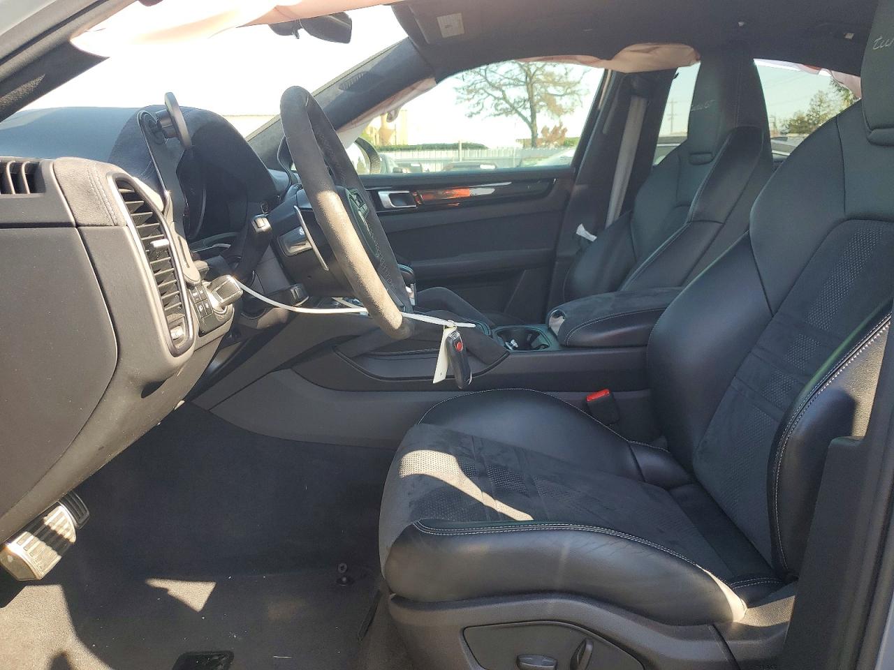 WP1BK2AY6PDA39034 · 2023 PORSCHE CAYENNE · 7/13