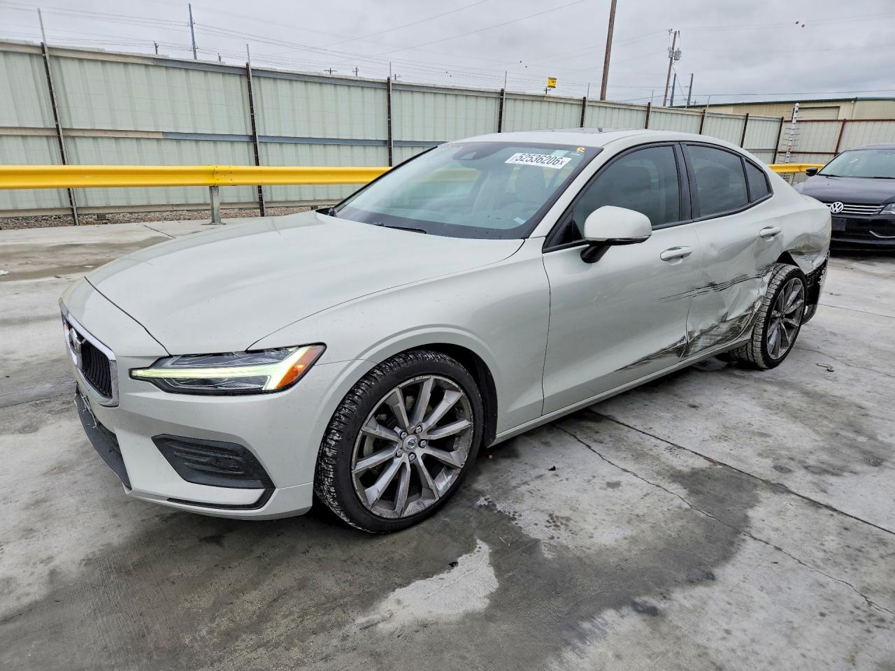 7JR102FK0LG067753 · 2020 VOLVO S60