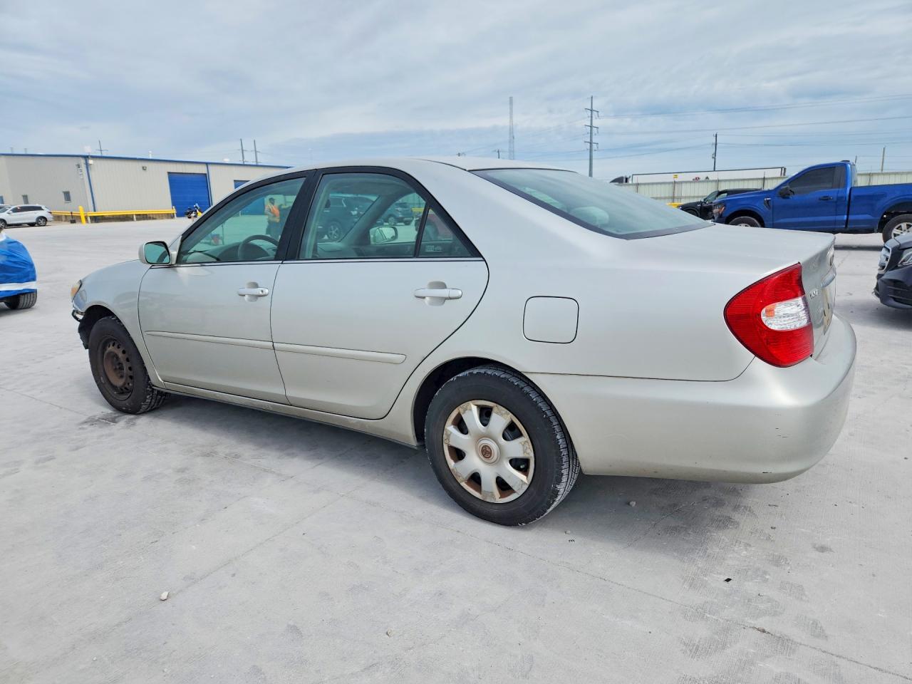 4T1BE32K64U916539 · 2004 TOYOTA CAMRY · 2/12