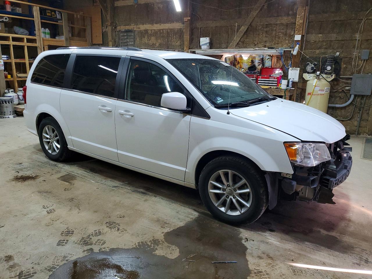 2C4RDGCG8KR774289 · 2019 DODGE GRAND CARAVAN · 4/14